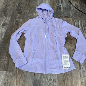 NEW with tags! Lululemon Define Hooded Jacket *Nulu
Lavender Frost sz 14